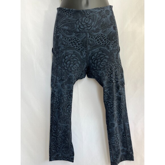 Lululemon Speed Up Crop Pant 4 Navy Blue Floral Activewear Yoga Pilates Leggings - Picture 1 of 12